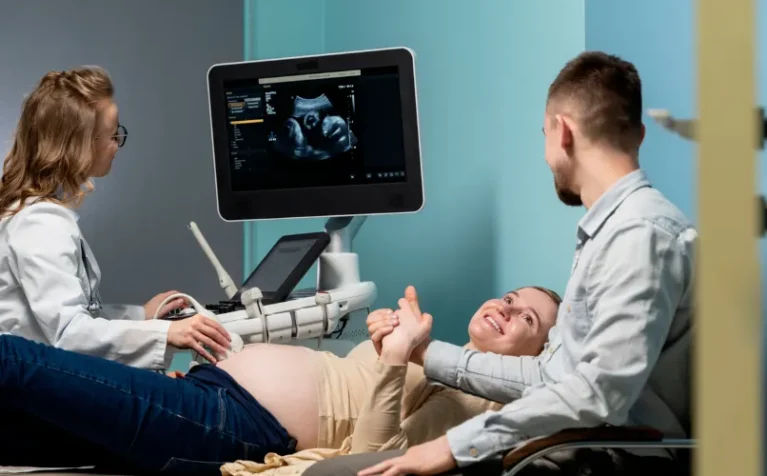 Pregnancy_Ultrasound_Scans_Why_They_Matter_and_When_Theyre_Done-9077908
